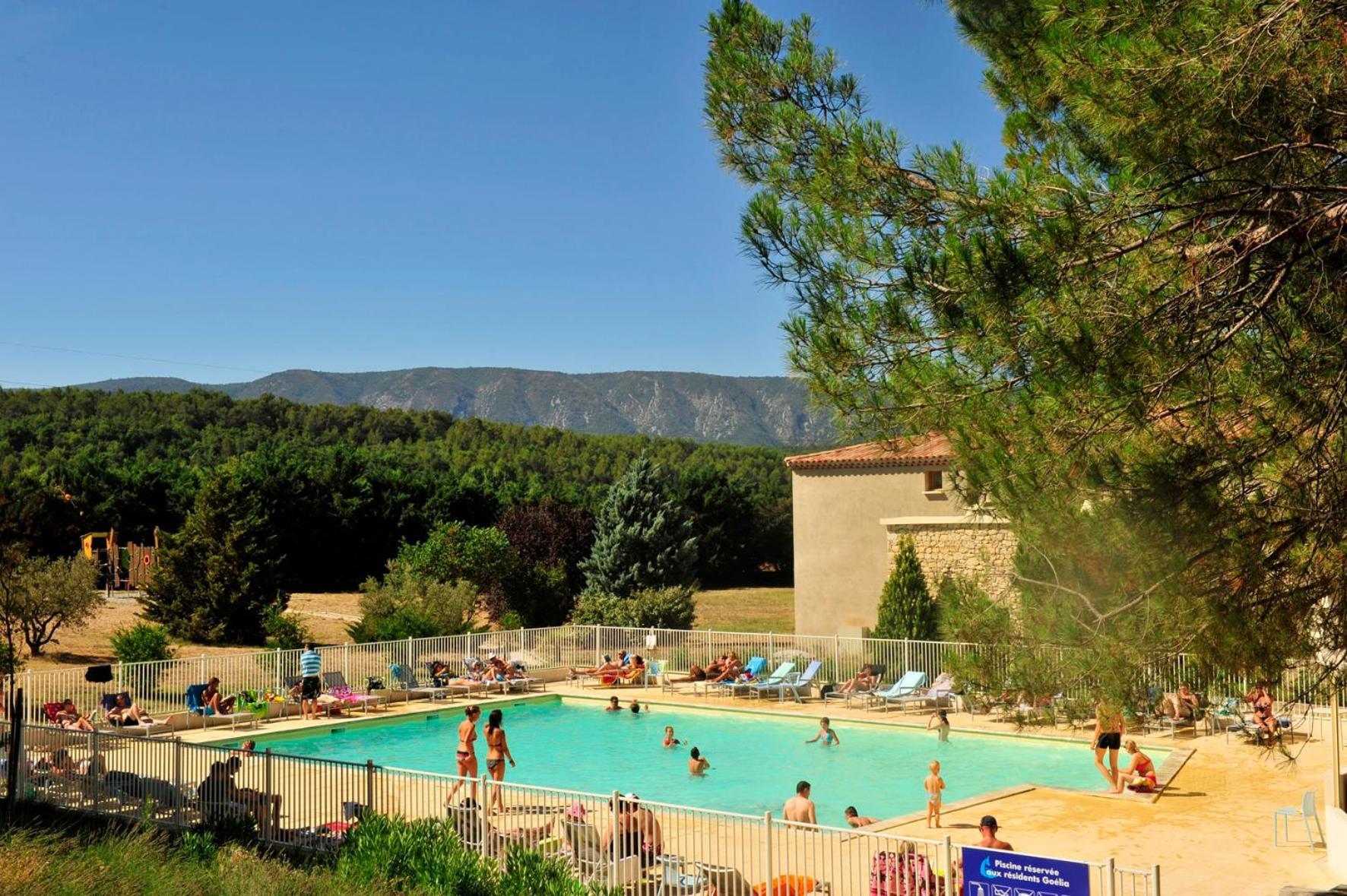 Residence Goelia Le Domaine Du Moulin Blanc Gordes Exterior foto